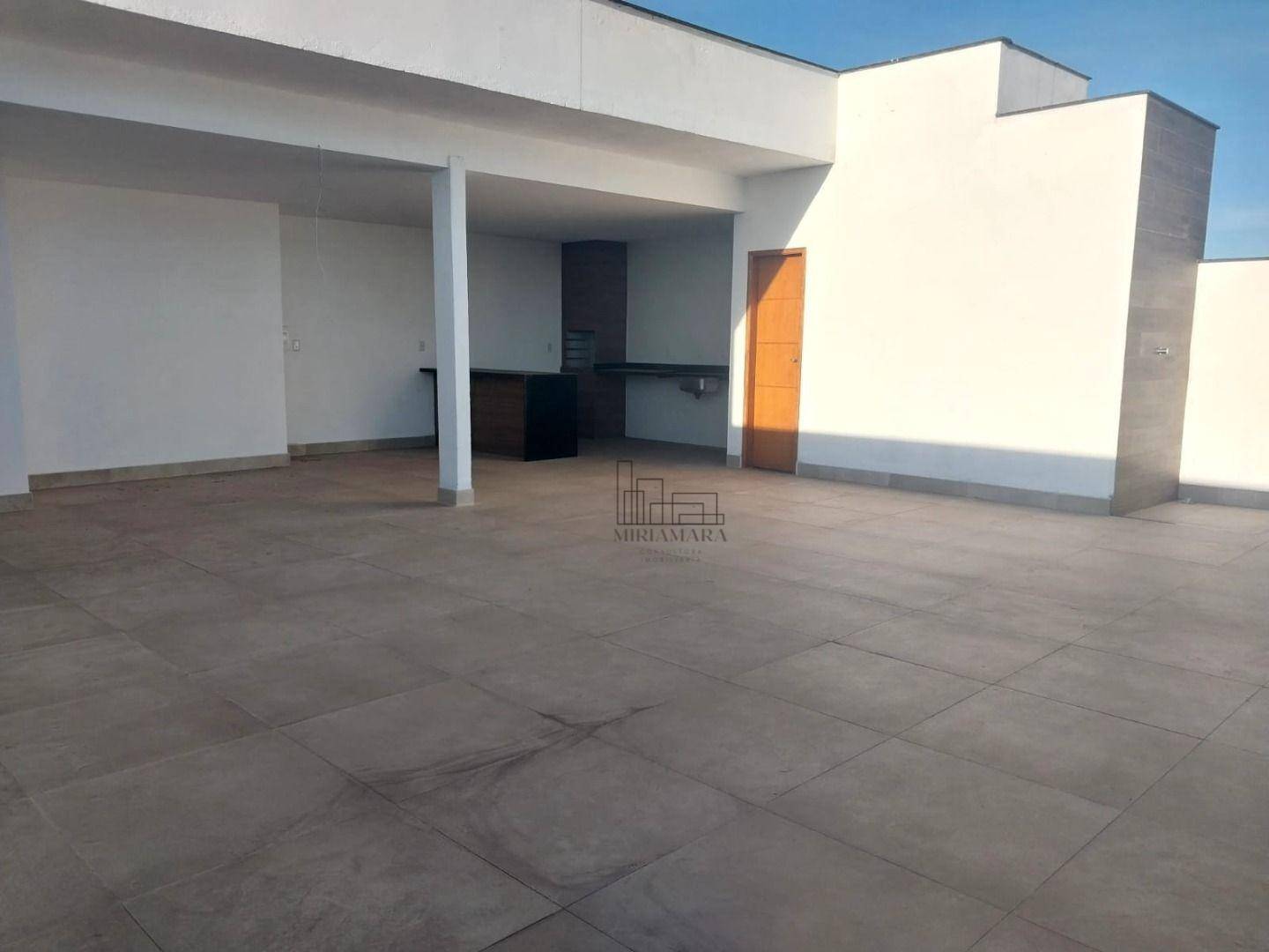 Cobertura à venda com 3 quartos, 154m² - Foto 4