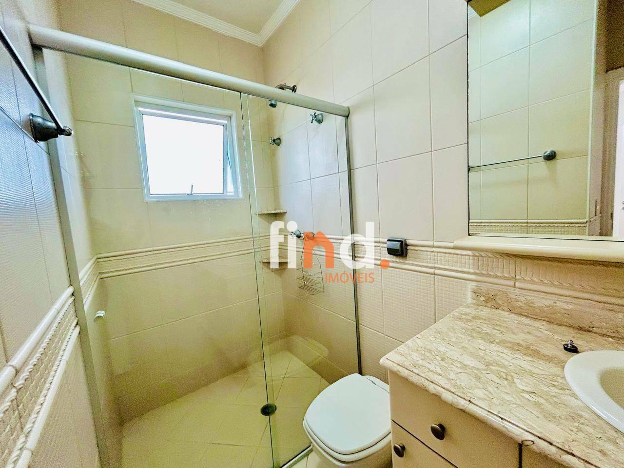 Casa de Condomínio para alugar com 4 quartos, 323m² - Foto 11