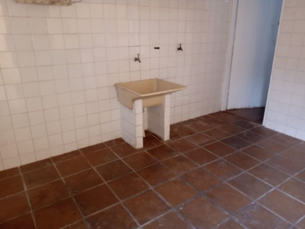 Casa à venda com 3 quartos, 230m² - Foto 22