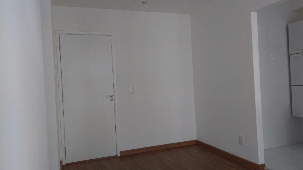 Apartamento à venda com 2 quartos, 54m² - Foto 6