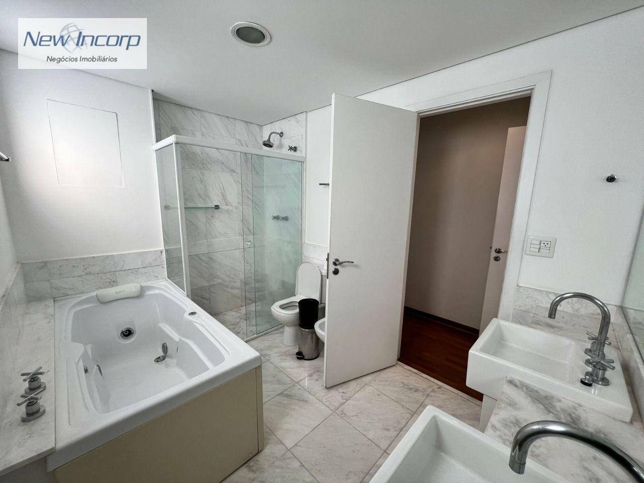 Apartamento para alugar com 2 quartos, 134m² - Foto 22