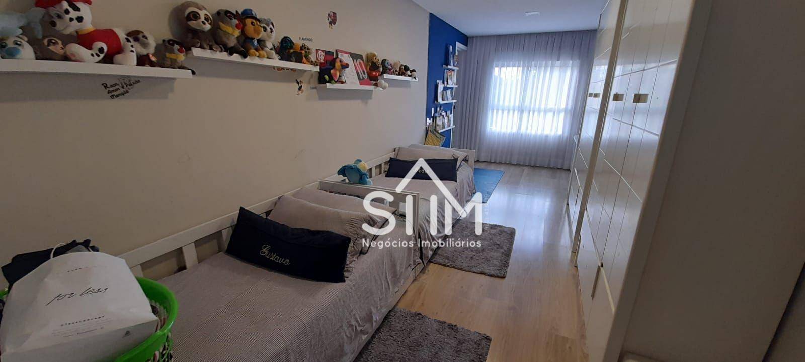 Casa à venda com 4 quartos, 330m² - Foto 18