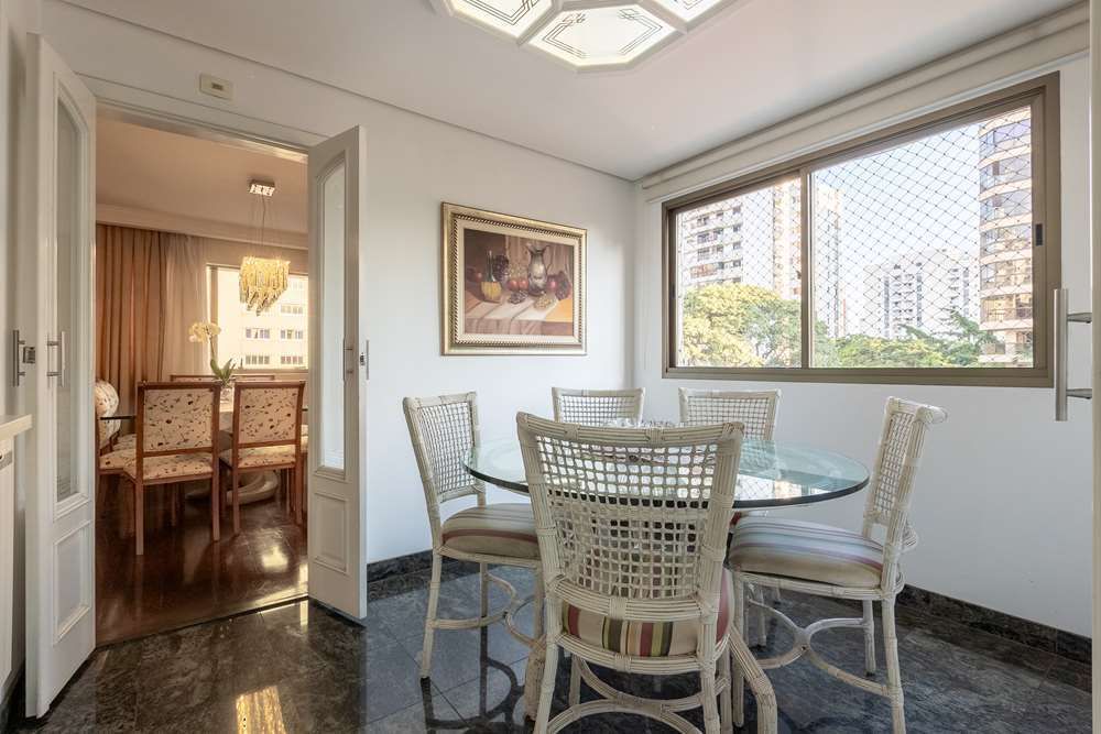 Apartamento à venda com 3 quartos, 193m² - Foto 41