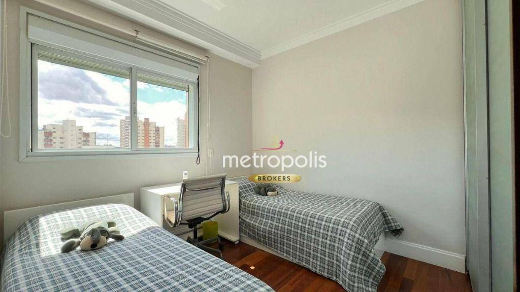 Apartamento à venda com 3 quartos, 193m² - Foto 4