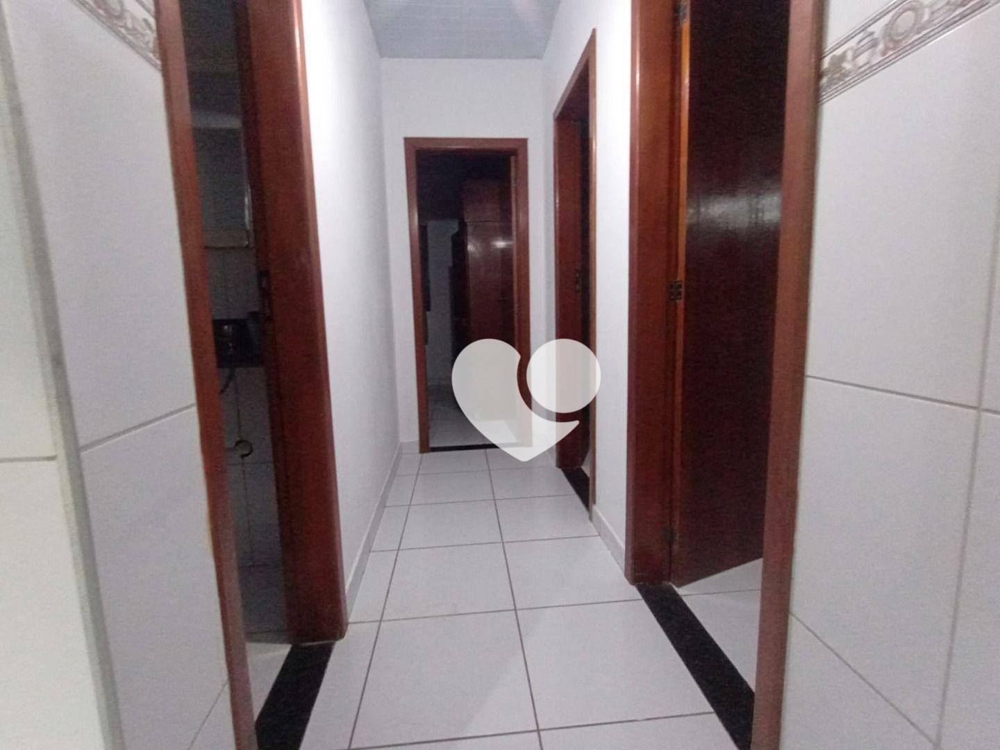 Casa à venda com 3 quartos, 105m² - Foto 13