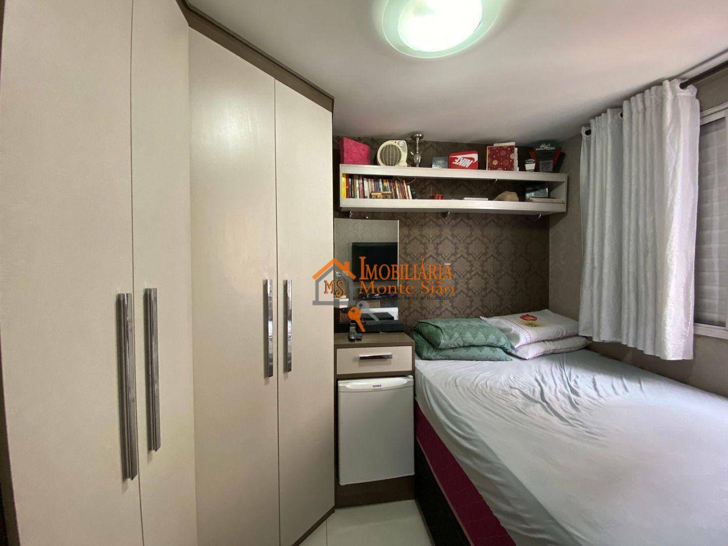 Apartamento à venda com 2 quartos, 45m² - Foto 4