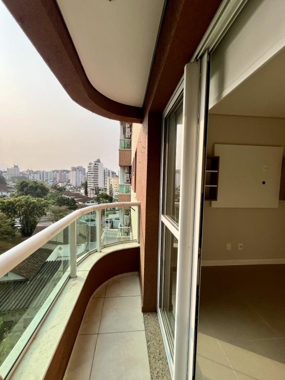 Apartamento à venda com 3 quartos, 108m² - Foto 6