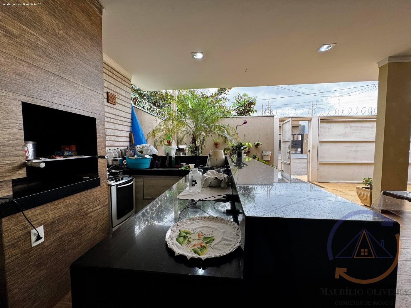 Casa à venda com 3 quartos, 259m² - Foto 5
