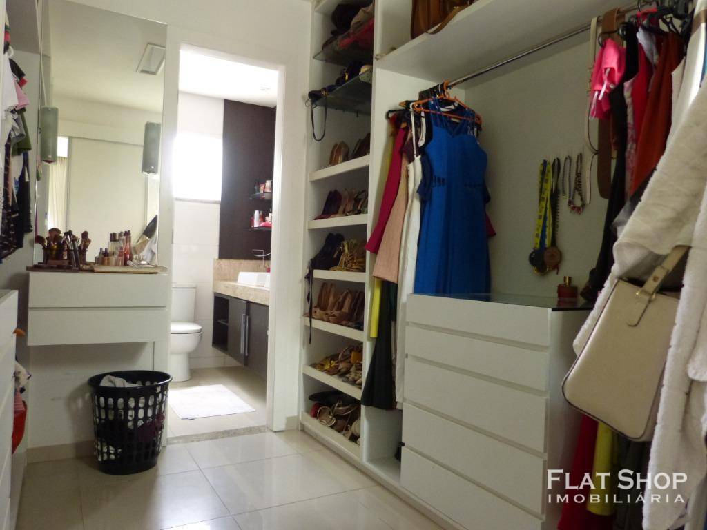 Casa à venda com 4 quartos, 180m² - Foto 28