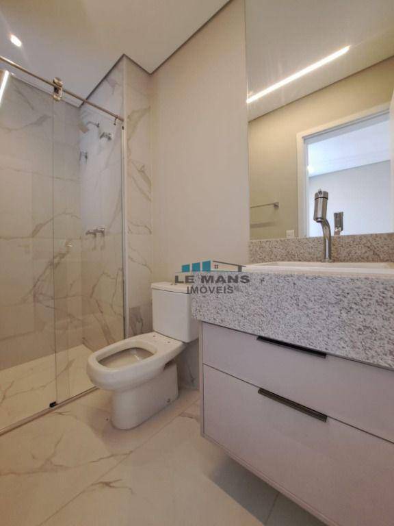 Apartamento para alugar com 3 quartos, 166m² - Foto 26