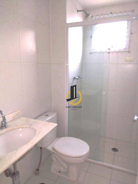 Apartamento à venda com 2 quartos, 62m² - Foto 9