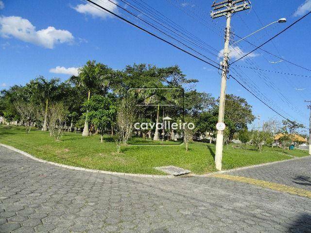 Casa de Condomínio à venda com 3 quartos, 210m² - Foto 23