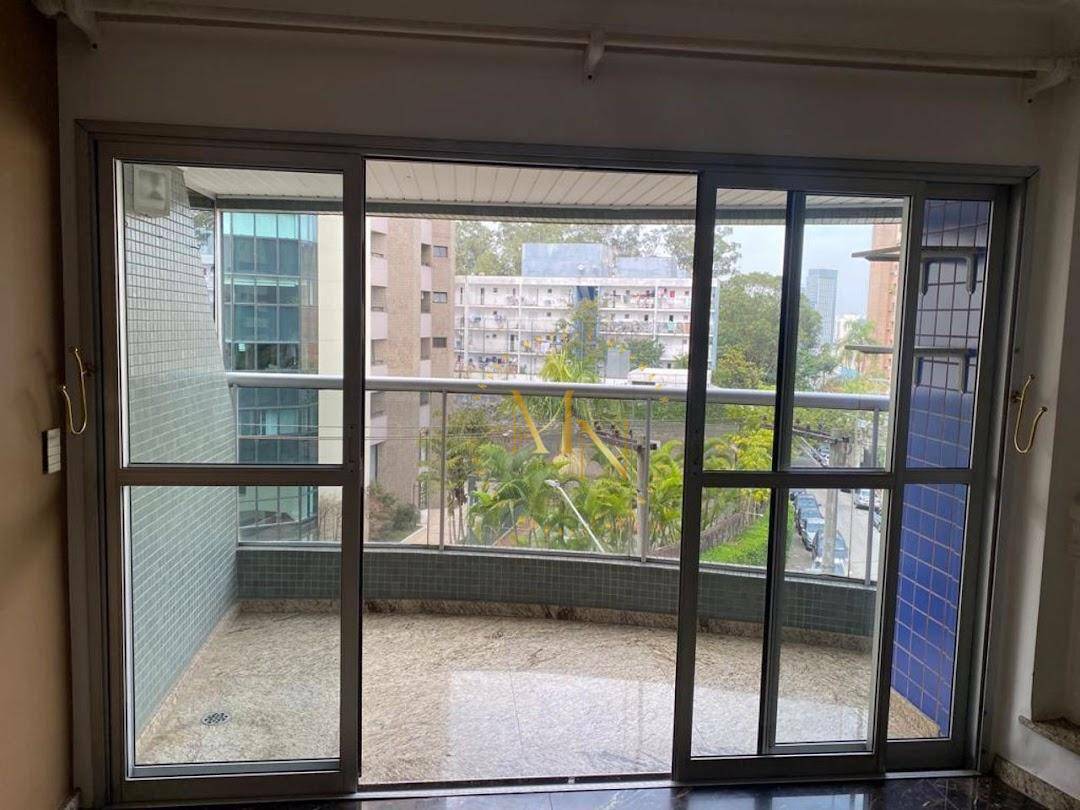 Apartamento à venda com 3 quartos, 134m² - Foto 17