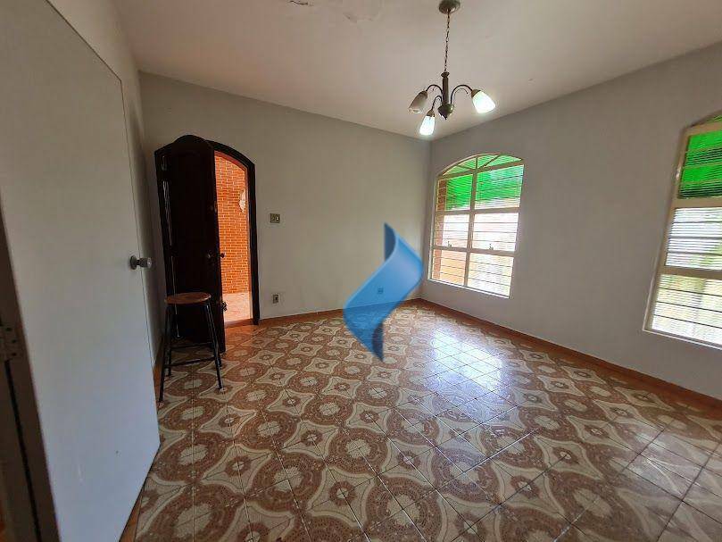 Casa à venda e aluguel com 3 quartos, 139m² - Foto 12