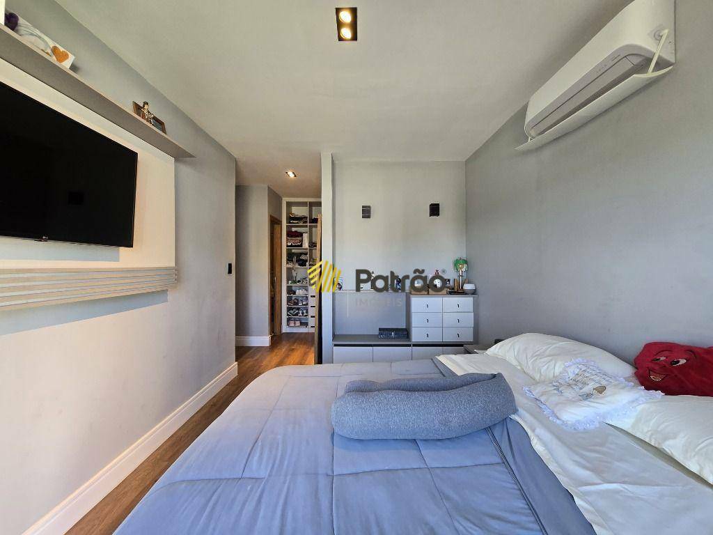 Casa de Condomínio à venda com 3 quartos, 435m² - Foto 26