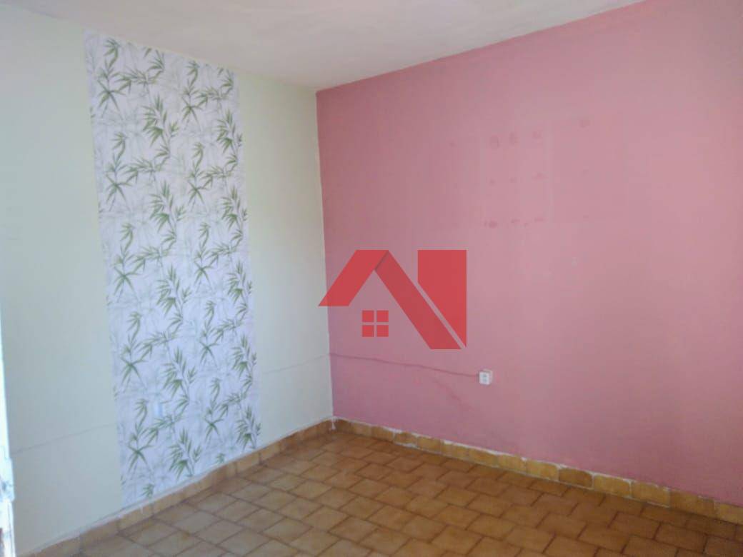 Casa para alugar com 6 quartos, 350m² - Foto 19