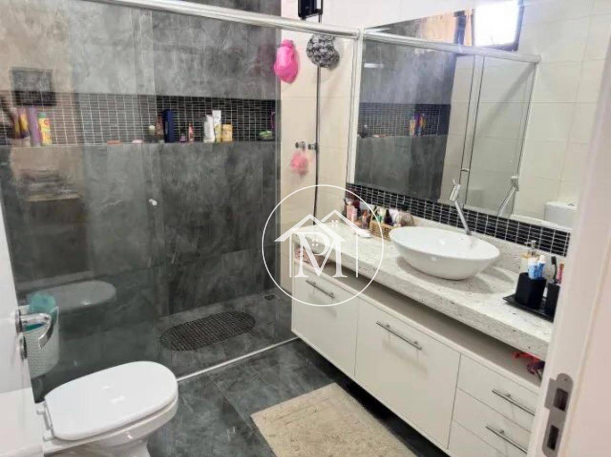 Casa de Condomínio à venda com 3 quartos, 207m² - Foto 15