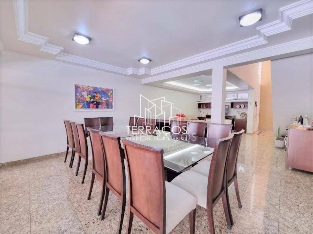 Casa de Condomínio à venda com 4 quartos, 312m² - Foto 5