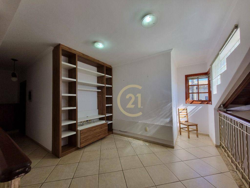 Casa à venda e aluguel com 3 quartos, 286m² - Foto 15