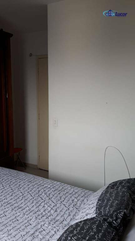 Apartamento à venda com 2 quartos, 63m² - Foto 14