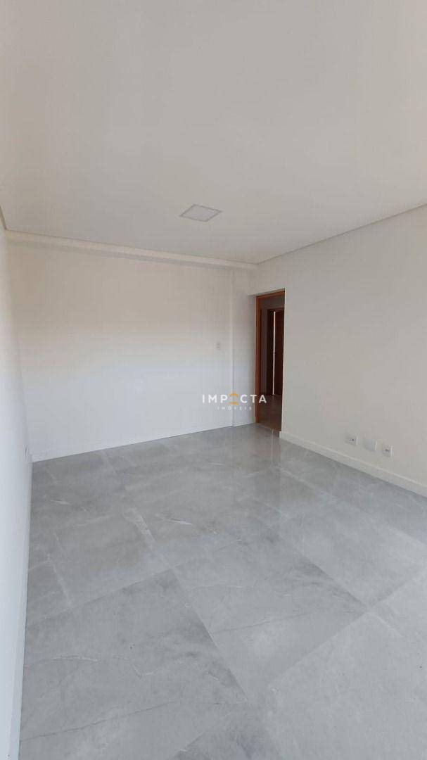 Apartamento à venda com 3 quartos, 120m² - Foto 14