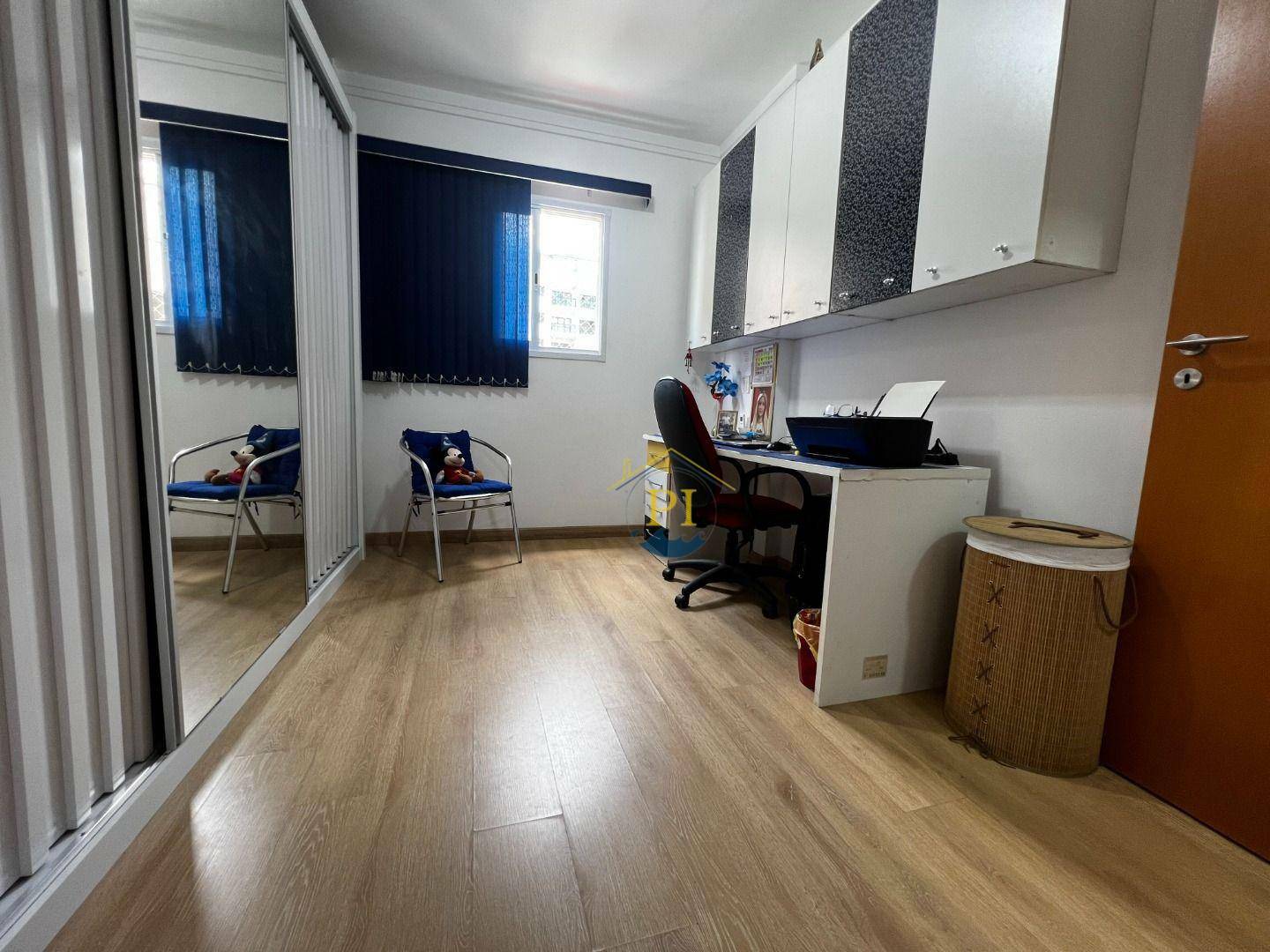 Apartamento à venda com 2 quartos, 80m² - Foto 28