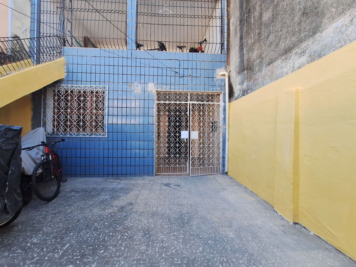 Casa para alugar com 3 quartos, 151m² - Foto 2