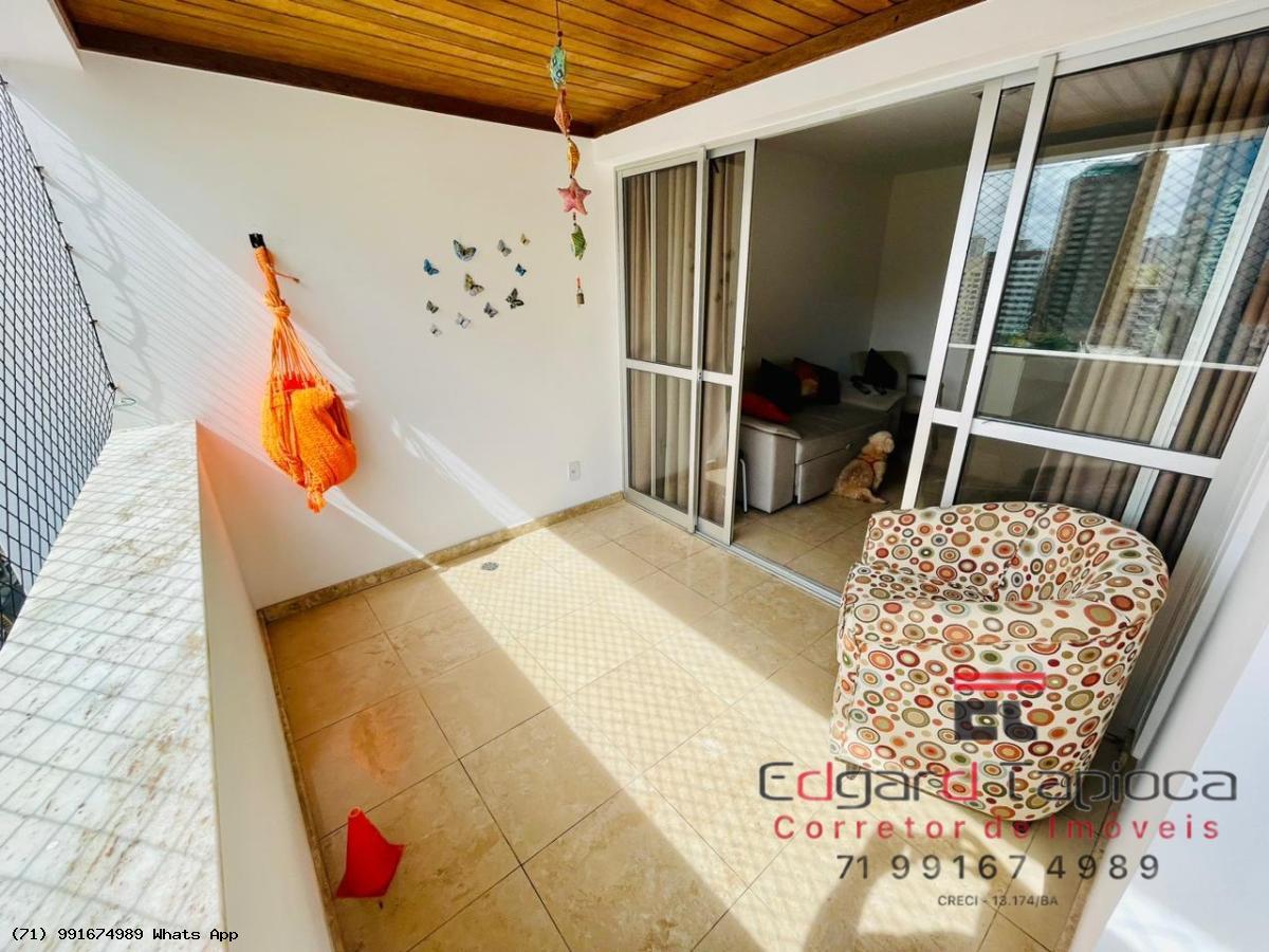 Apartamento à venda com 3 quartos, 108m² - Foto 2