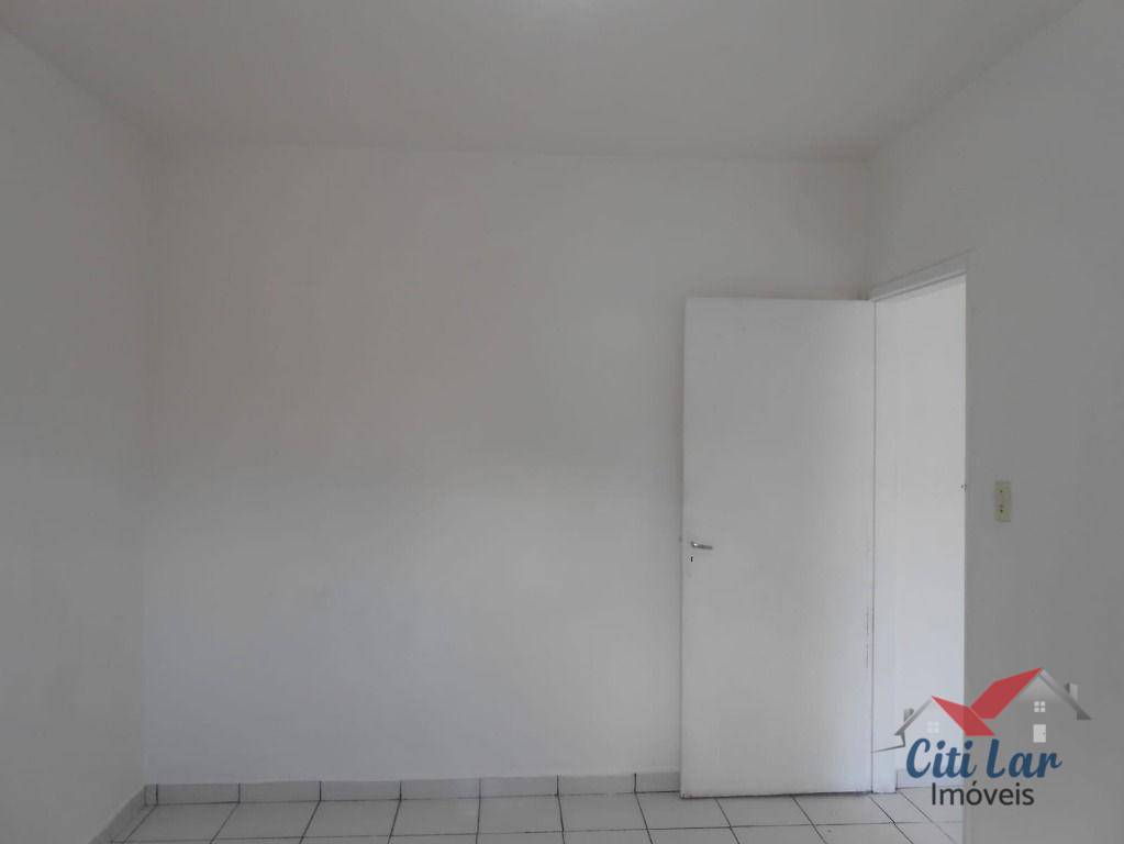 Casa para alugar com 1 quarto, 38m² - Foto 2