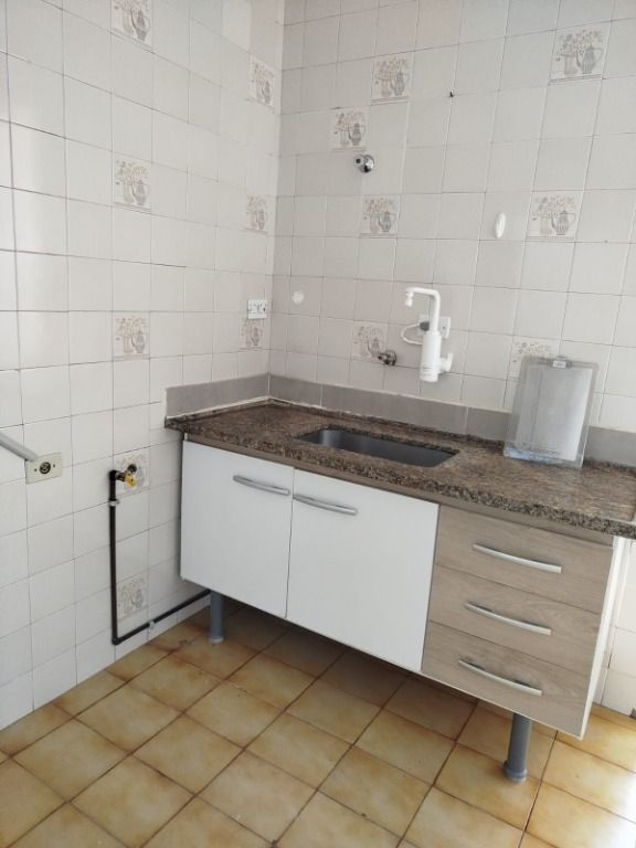 Apartamento para alugar com 2 quartos, 67m² - Foto 20