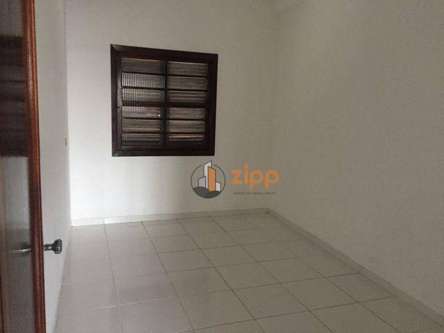 Apartamento para alugar com 2 quartos, 75m² - Foto 15