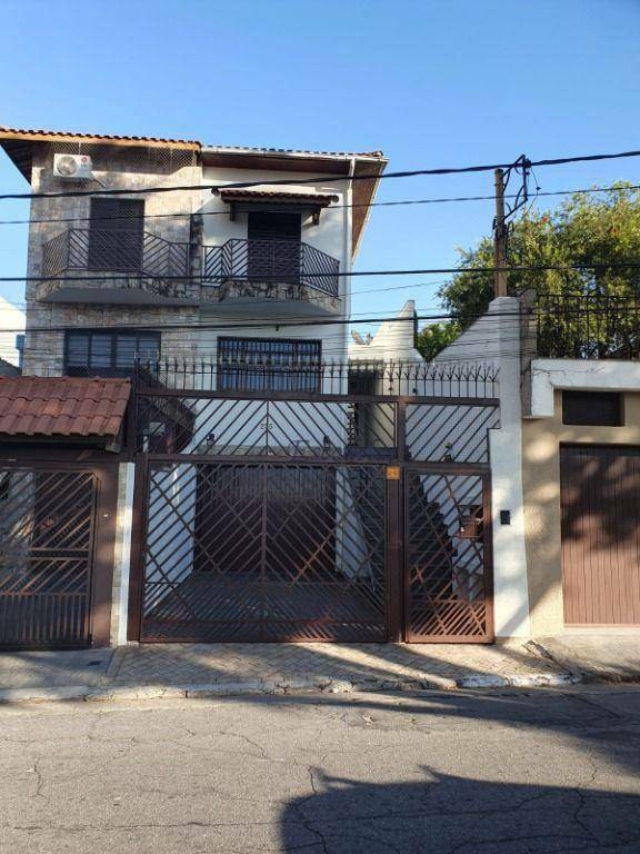 Sobrado à venda com 3 quartos, 227m² - Foto 2