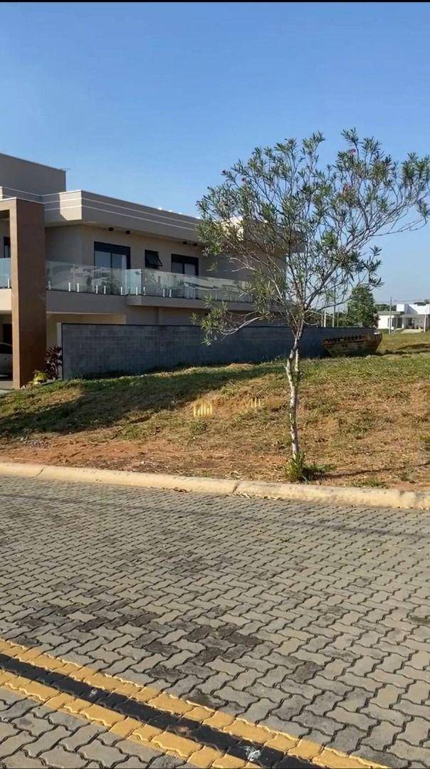Loteamento e Condomínio, 580 m² - Foto 1