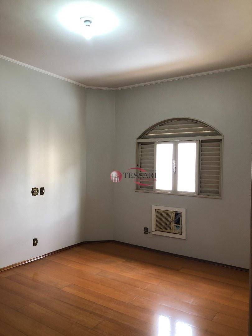 Apartamento à venda com 3 quartos, 140m² - Foto 15