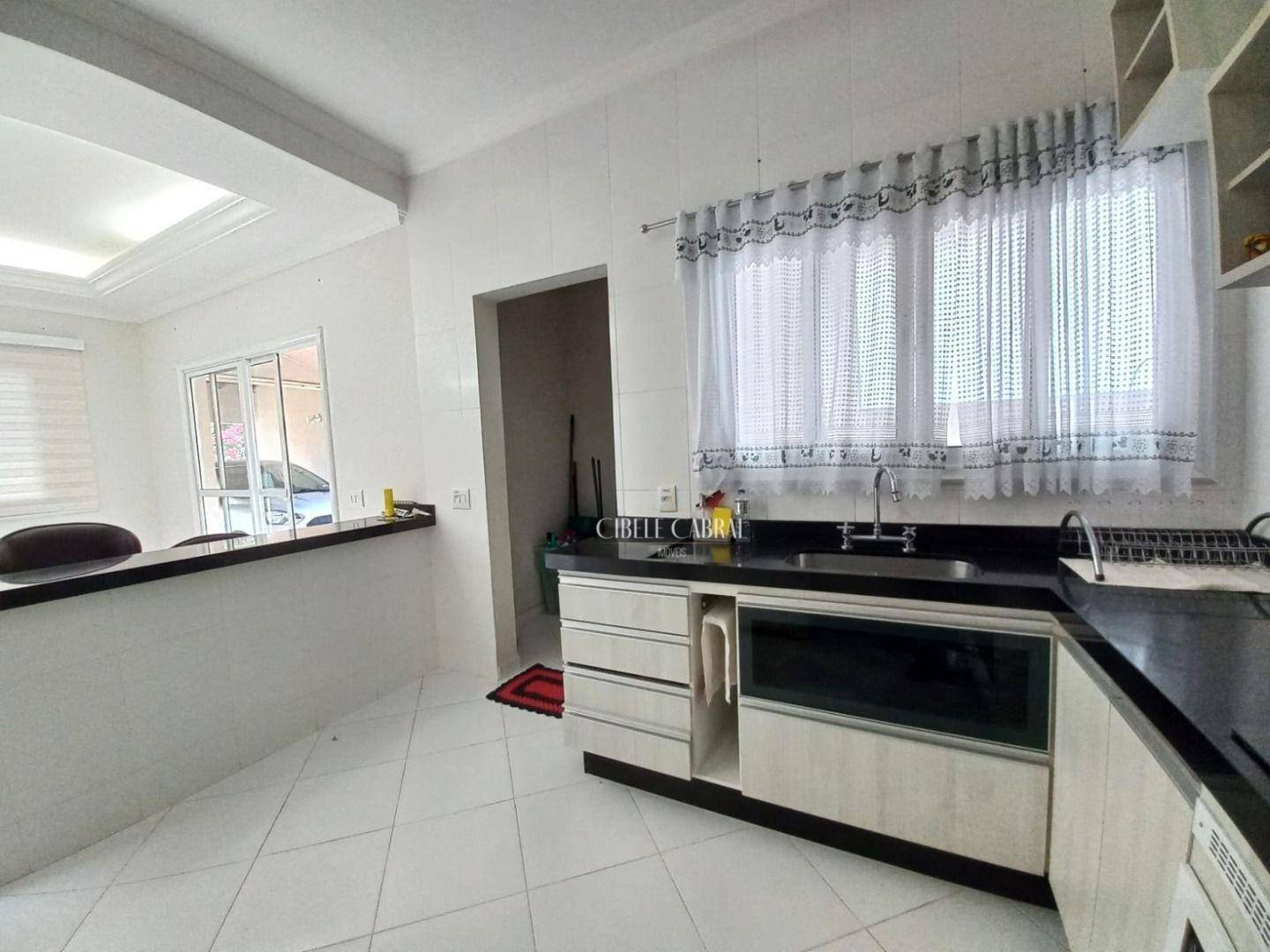 Casa à venda com 3 quartos, 197m² - Foto 18