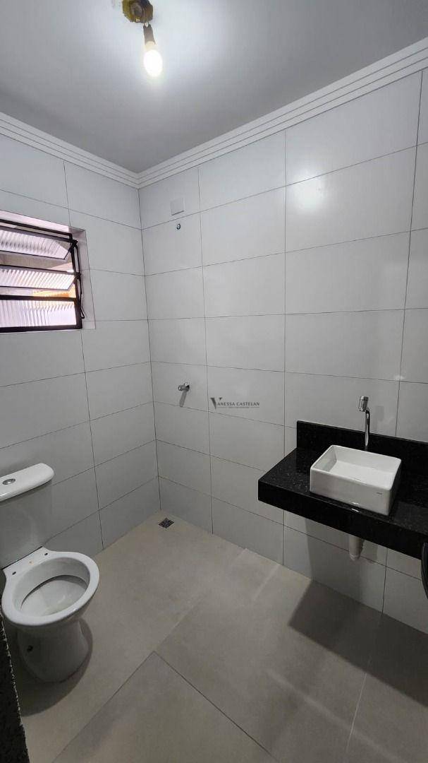 Casa à venda com 2 quartos, 120m² - Foto 17