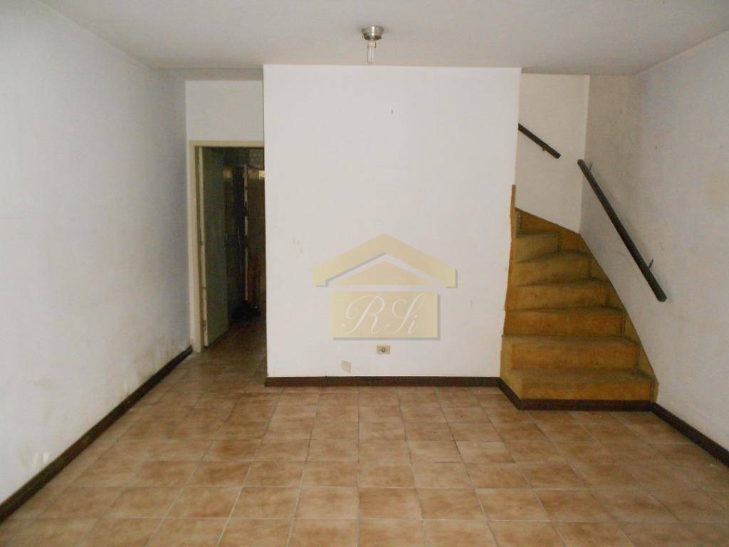 Sobrado à venda com 2 quartos, 125m² - Foto 1