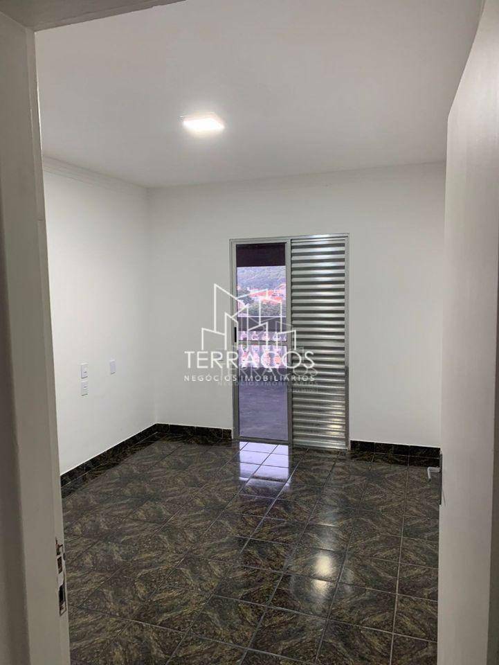 Casa à venda com 2 quartos, 138m² - Foto 17