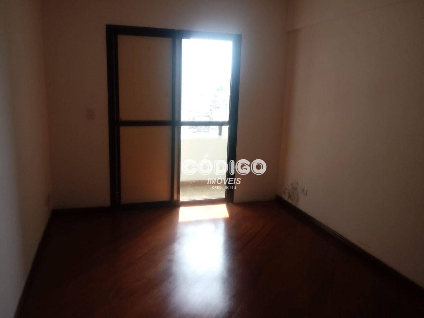 Apartamento para alugar com 3 quartos, 86m² - Foto 12