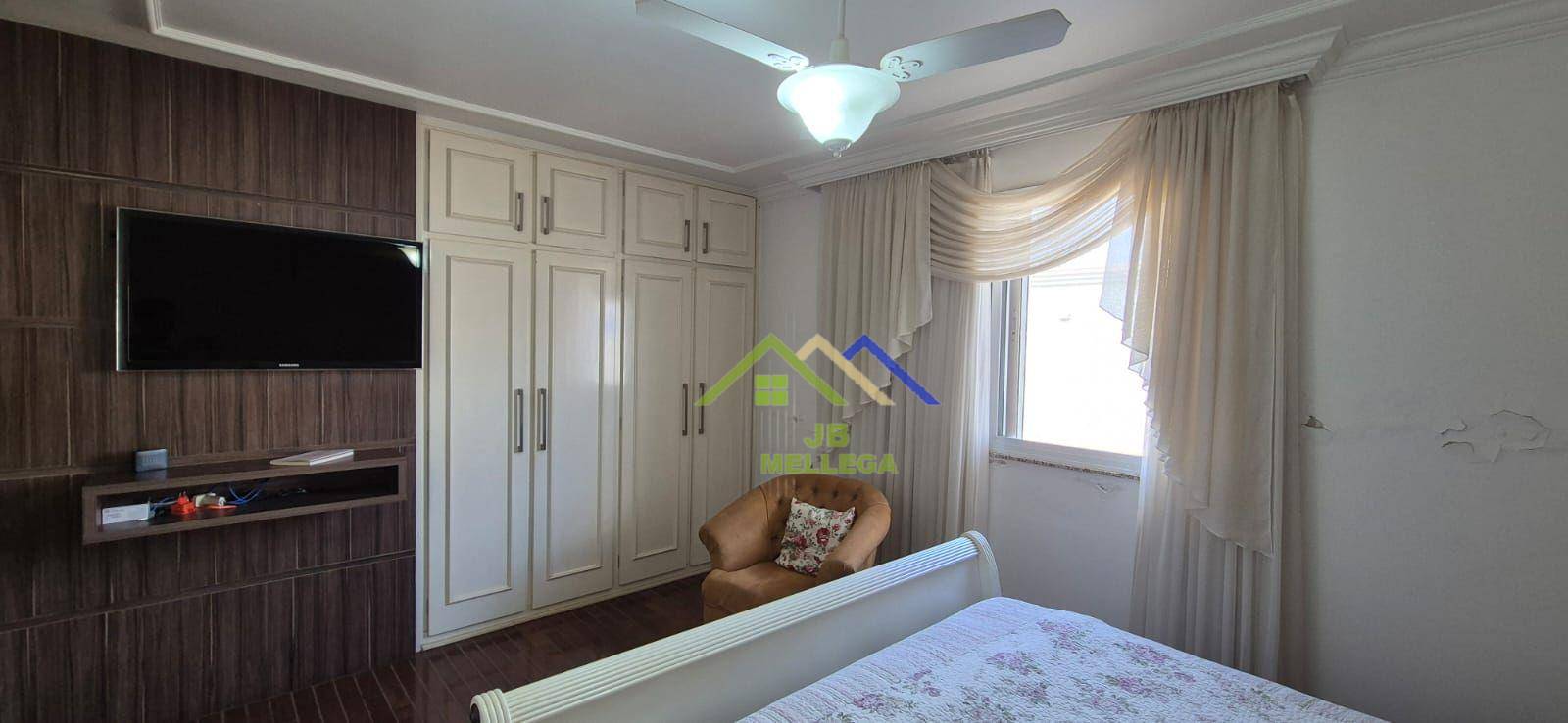 Casa, 3 quartos, 284 m² - Foto 4