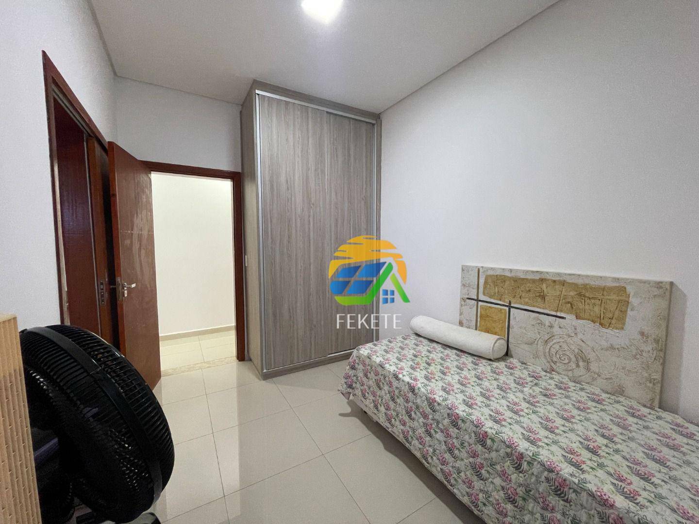 Casa à venda com 3 quartos, 170m² - Foto 13