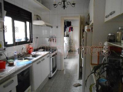 Apartamento à venda com 3 quartos, 161m² - Foto 8