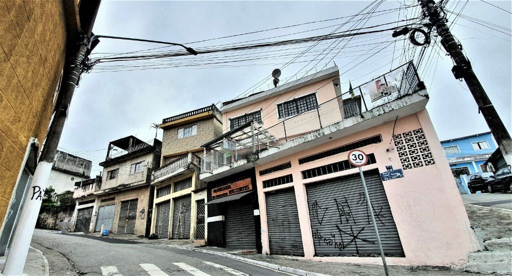 Sobrado à venda com 2 quartos, 145m² - Foto 9