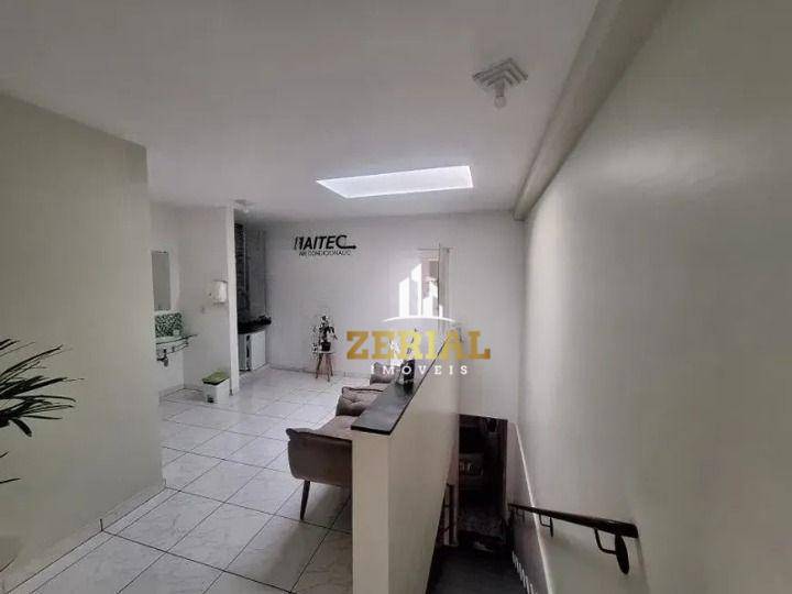 Sobrado, 3 quartos, 237 m² - Foto 1