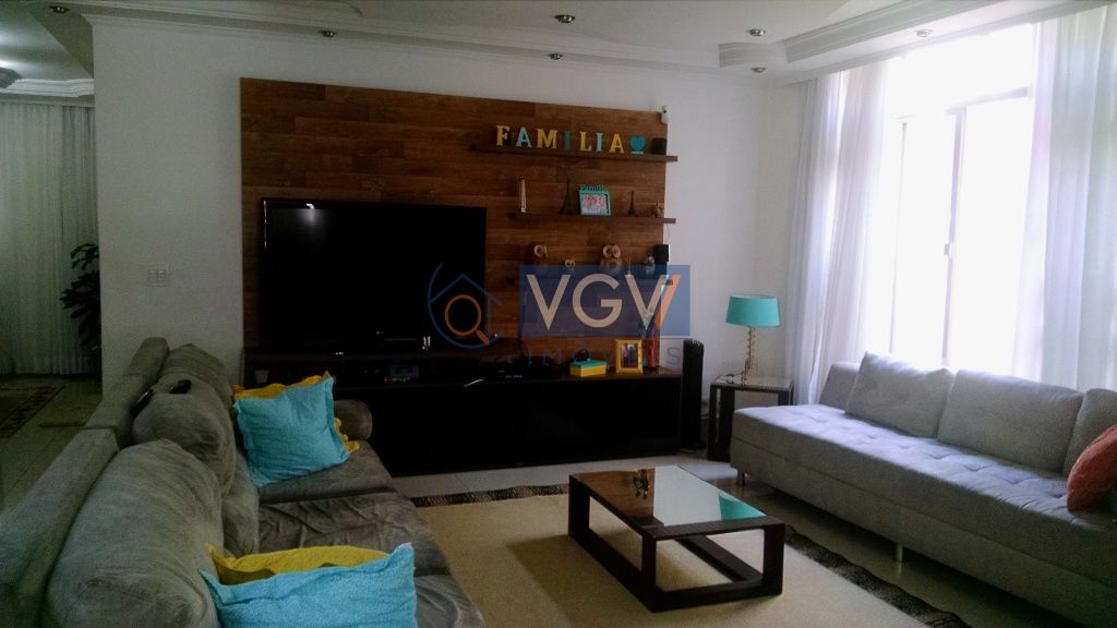 Casa à venda com 3 quartos, 500m² - Foto 3