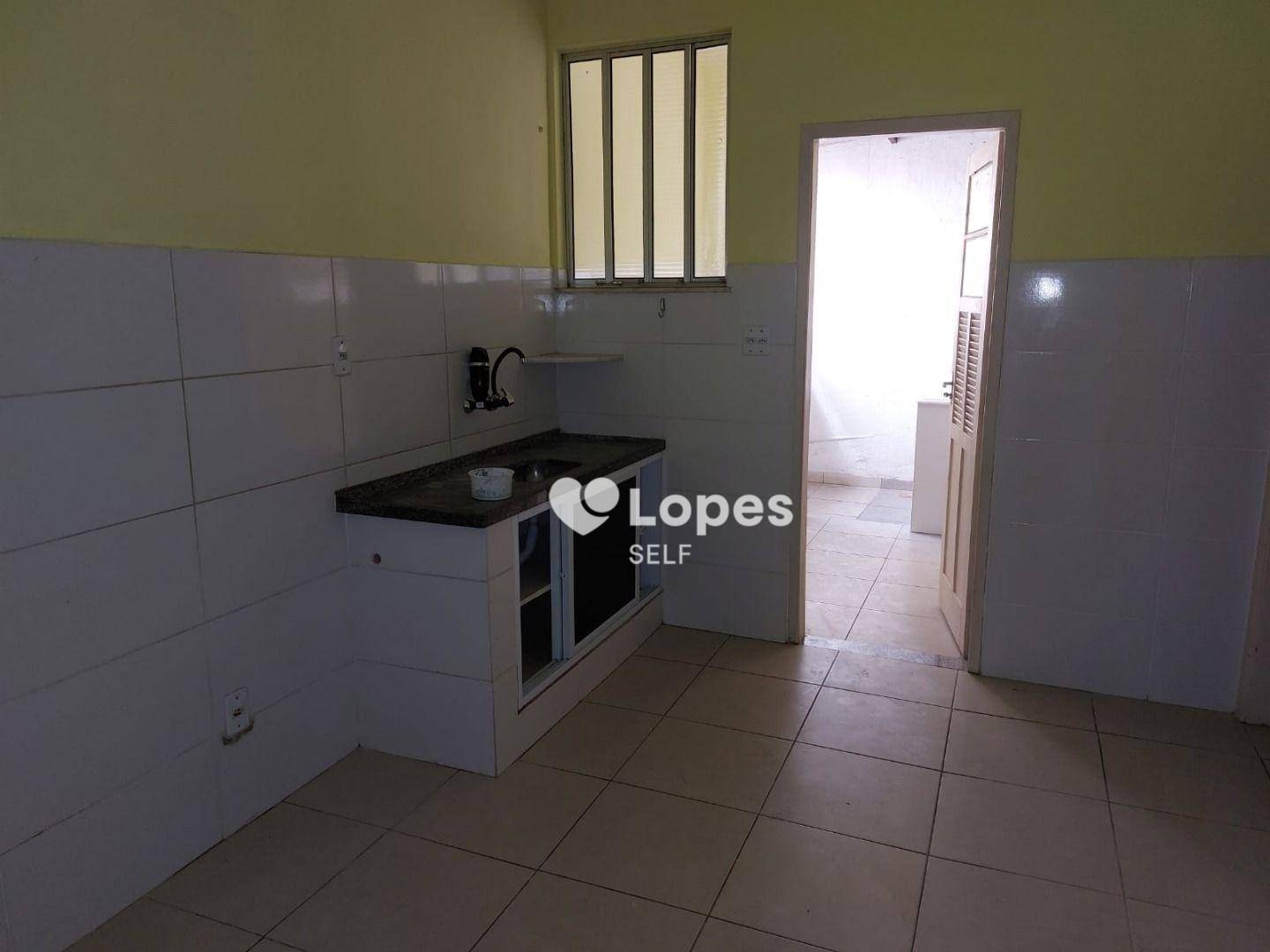 Apartamento à venda com 2 quartos, 70m² - Foto 7