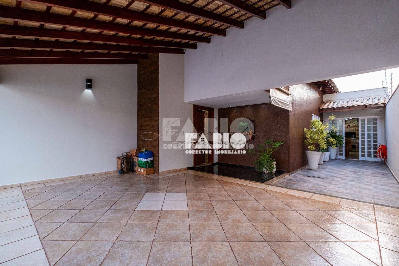 Casa à venda com 4 quartos, 220m² - Foto 9