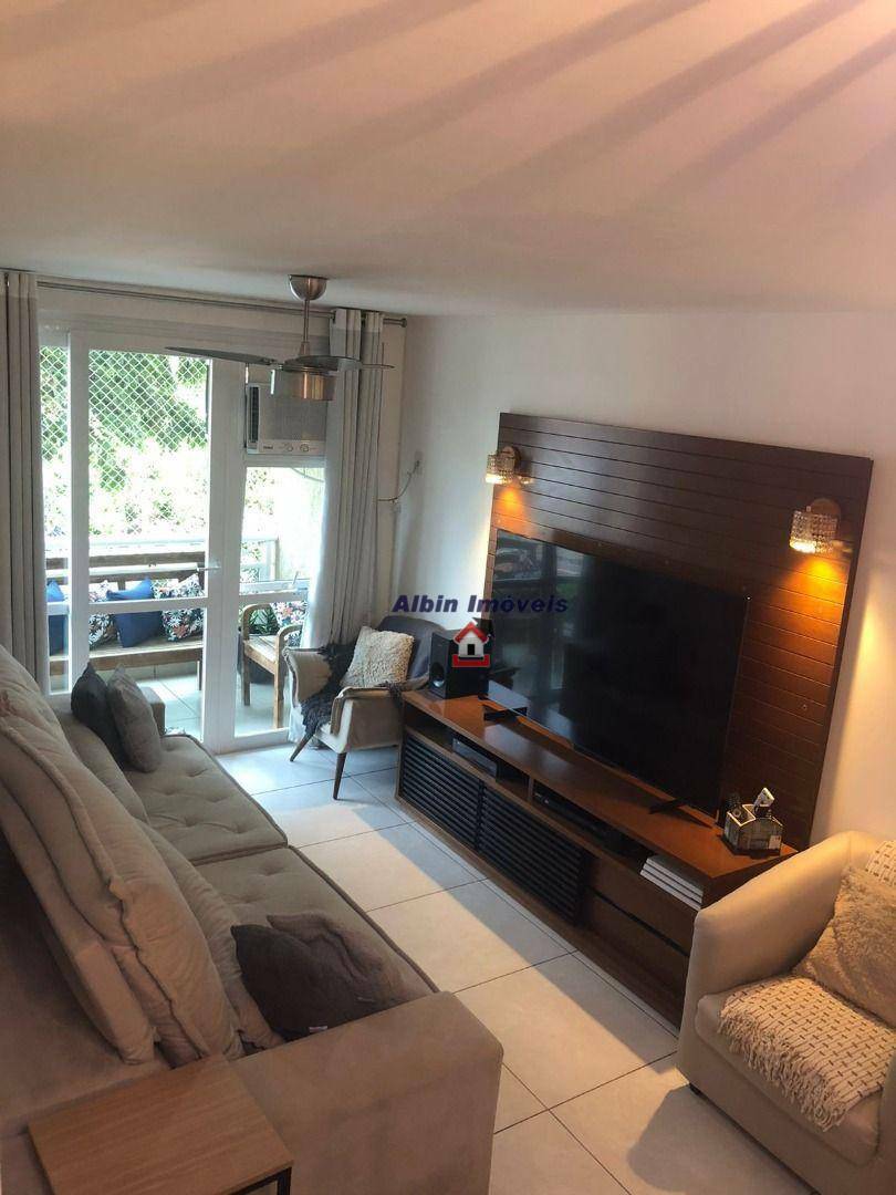 Apartamento à venda com 3 quartos, 157m² - Foto 8