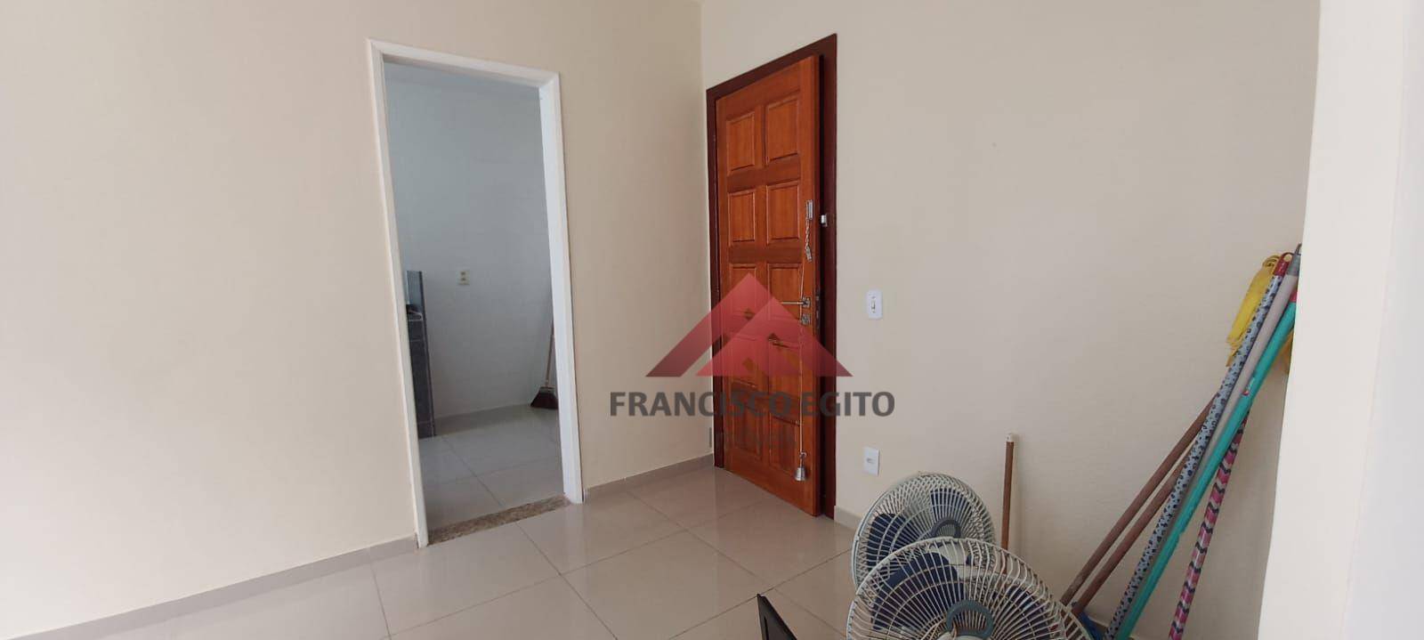 Apartamento à venda com 2 quartos, 84m² - Foto 2