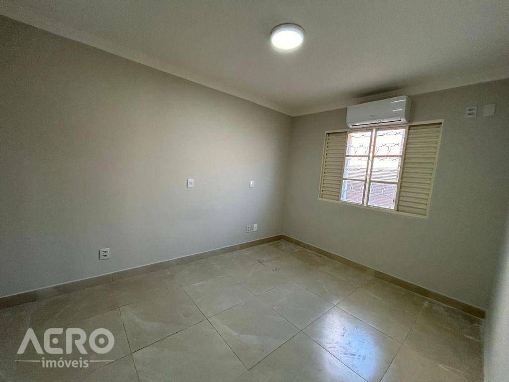 Casa de Condomínio à venda com 3 quartos, 200m² - Foto 10